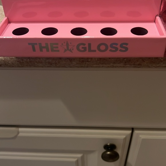 Jeffree Star liquid lip and The gloss holders. NEVER used. - Picture 3 of 4